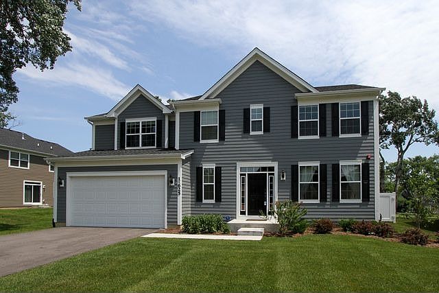 Front view of home
