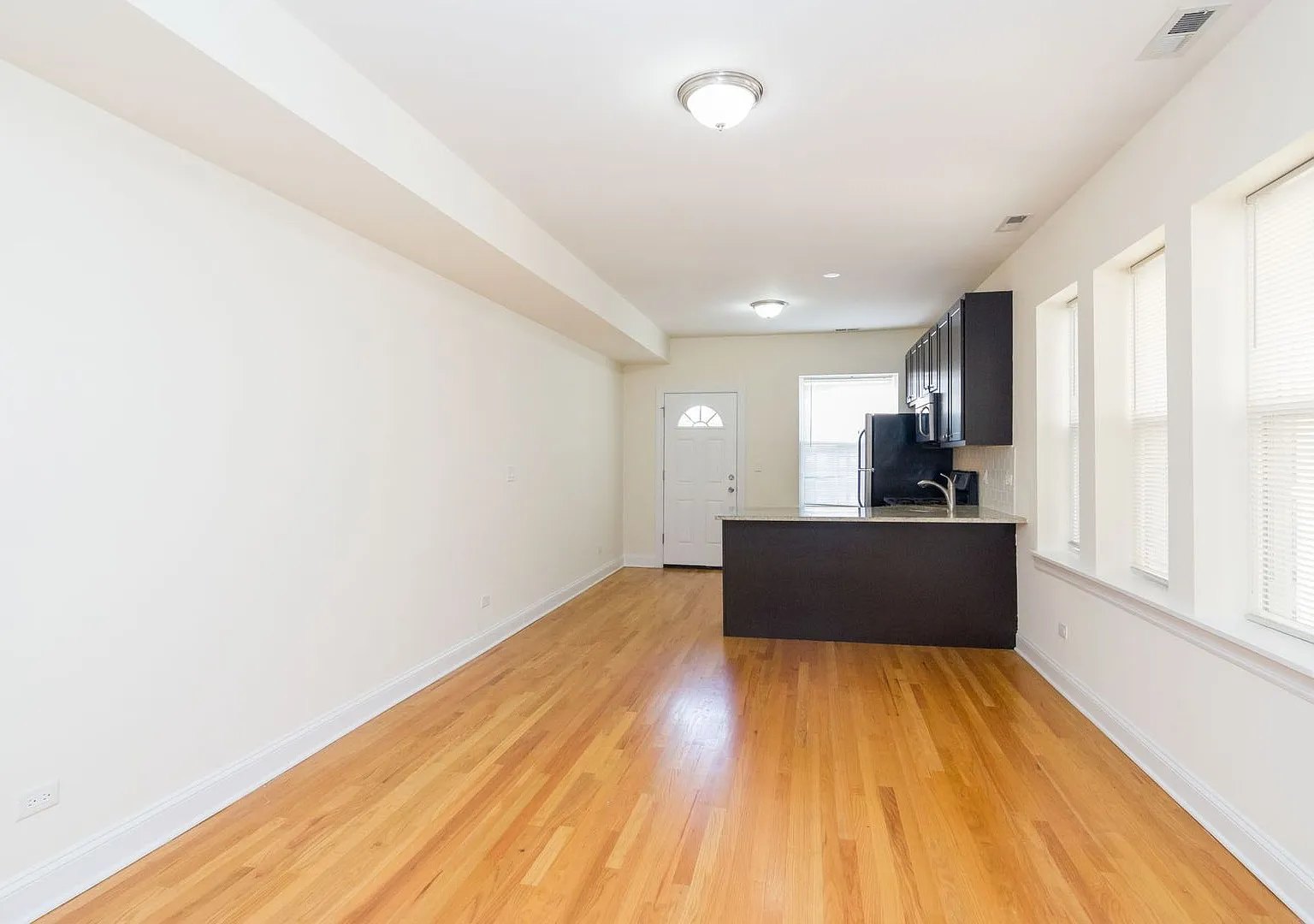 Arthur Apartments — Photo 4