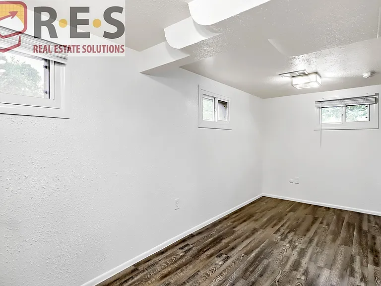 1901 S Adams St — Photo 13