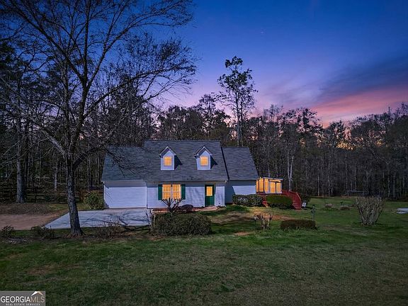 3rd image of 1020 S Bethany Rd