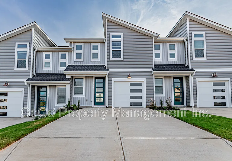 1411 Darrowby Way #1 — Photo 1