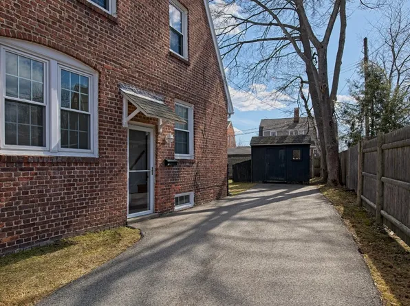 57 Concord Way, Portsmouth, NH 03801