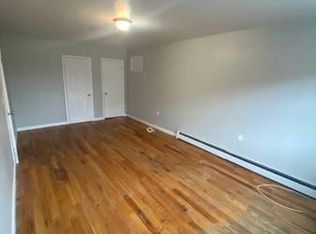 2158 Wallace Ave #1F, Bronx, NY 10462