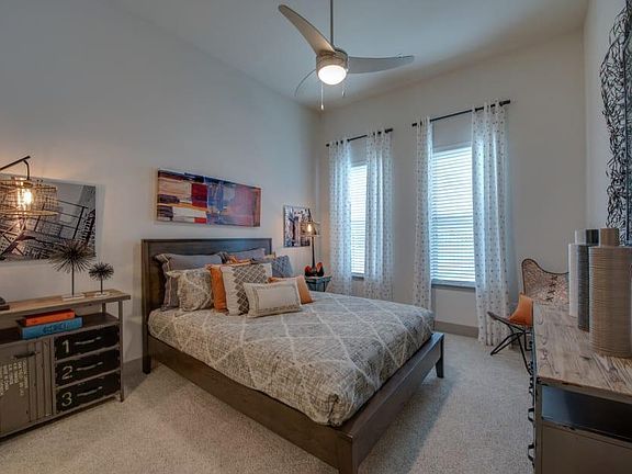 3rd image of 3500 N Beach St #102