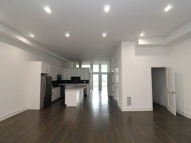 1474 N Milwaukee Ave #2F — Photo 4