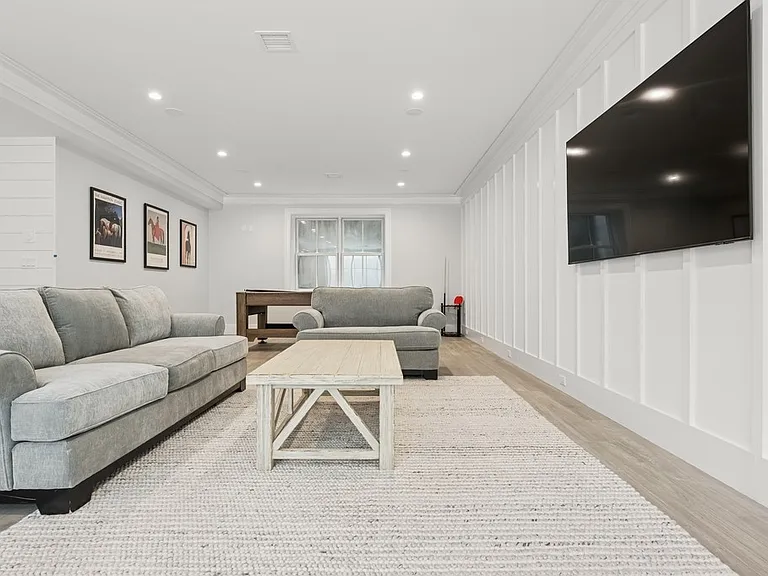 18 Red Cedar Rd — Photo 26