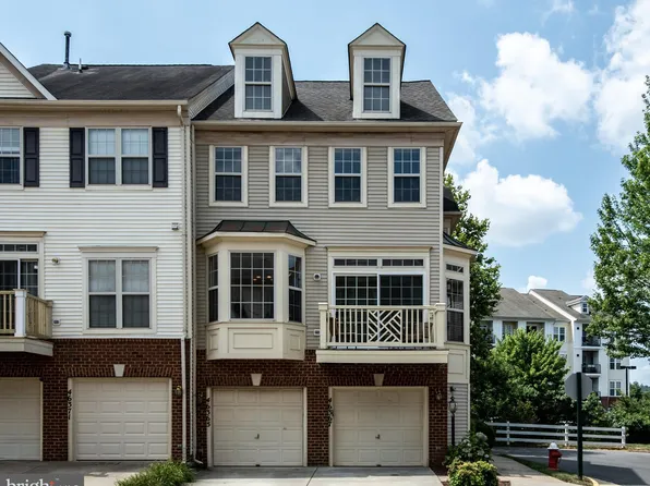 46367 Pryor Sq #84, Sterling, VA 20165