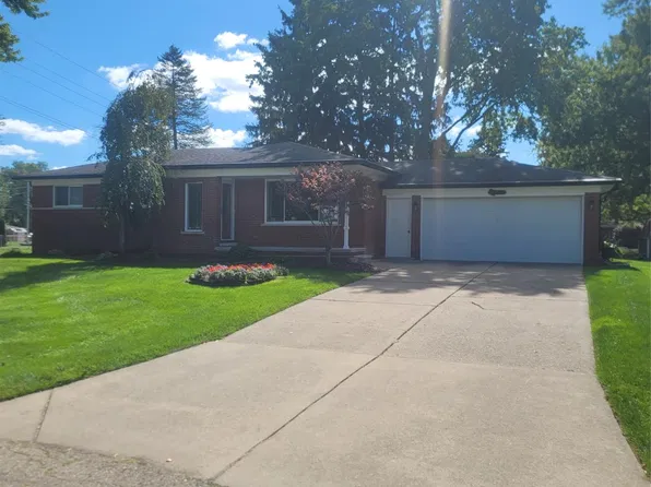 5188 Estella Ln, Shelby Township, MI 48316
