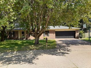 8844 Hillside Dr, Newburgh, IN