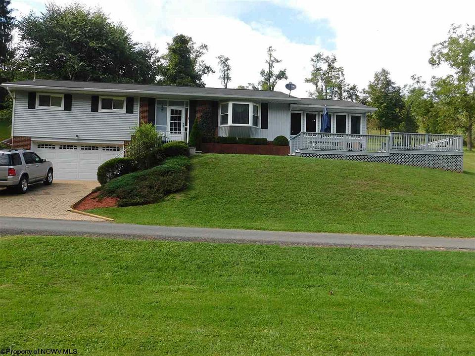 1st image of 328 Sunny Glen Ln