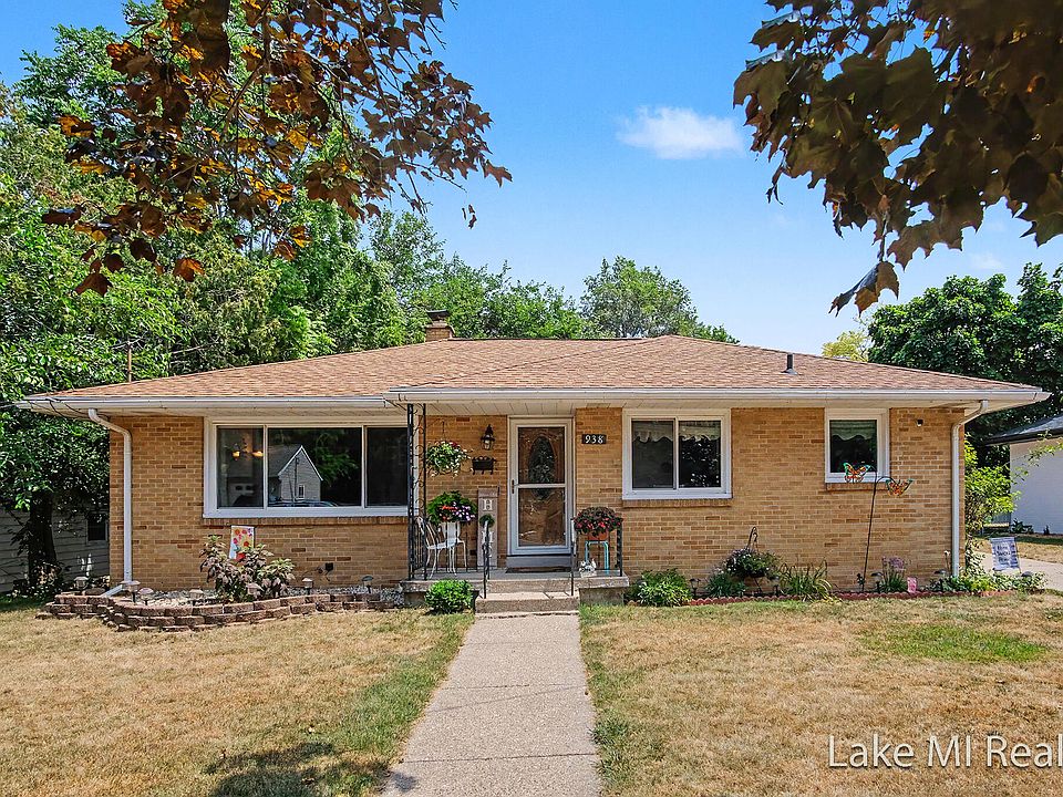 1st image of 938 Calvary Ave NW