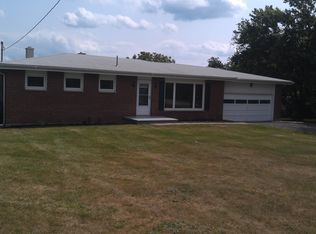 561 W County Rd, Wapwallopen, PA 18660