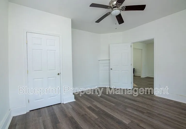 5406 Court G — Photo 11
