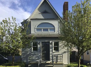 2 Bolling Pl, Greenwich, CT 06830