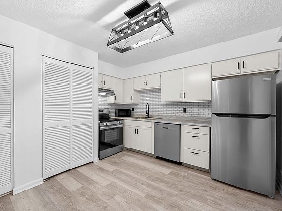 3rd image of 1505 40th Ave #1407-T2