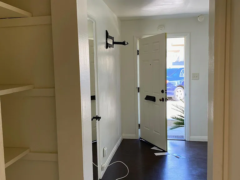 548 W Imperial Ave #2 — Photo 5