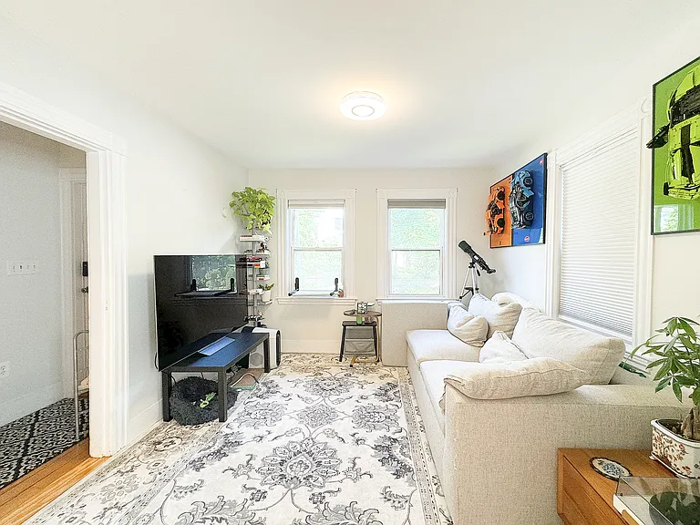 27 Shirley St #27 — Photo 6