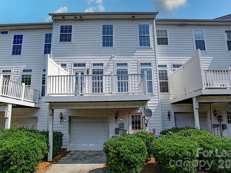 417 Armour St — Photo 40