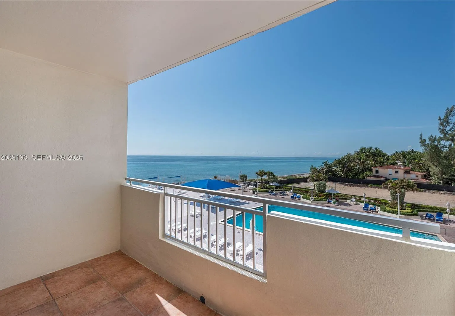 Parker Dorado Condo — Photo 1