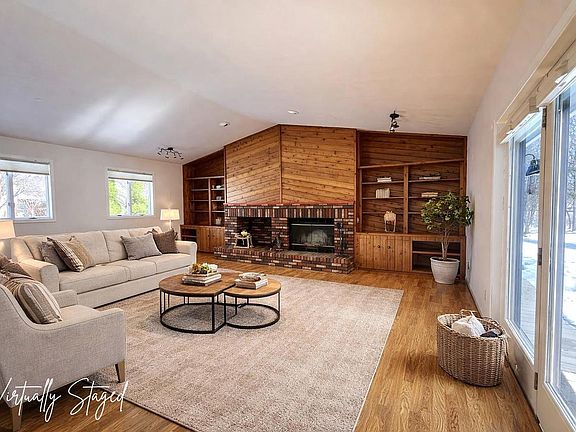 5th image of 7402 Longmeadow Road