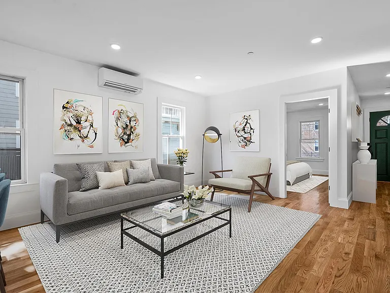 234 Walden St — Photo 2