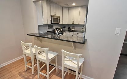 3rd image of 10 Leland Ln Unit 44