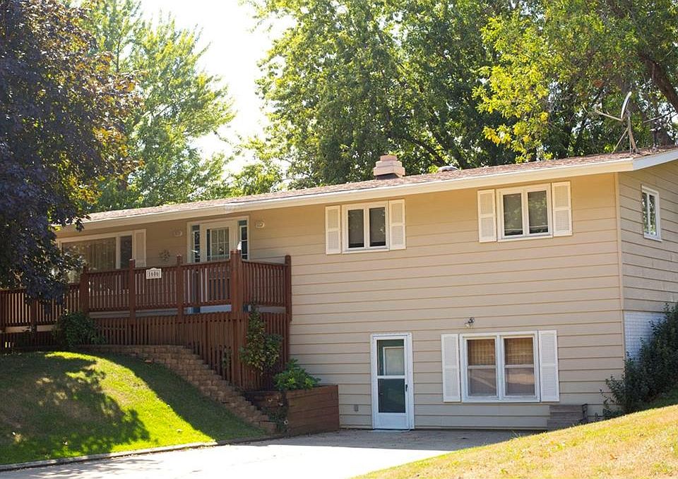 1st image of 1606 Merna Dr