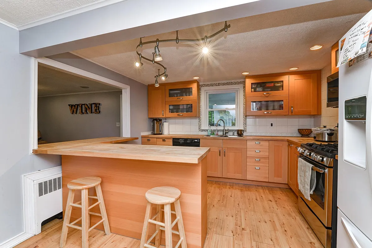 Building Photo - 14 Seabird Ave
