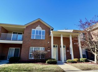 521 Mulberry St, Wyandotte, MI 48192