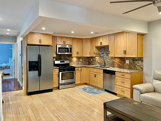 Rented by Keller Williams NYC | media 16