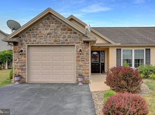 160 Ginger Field Dr, Mifflintown, PA 17059