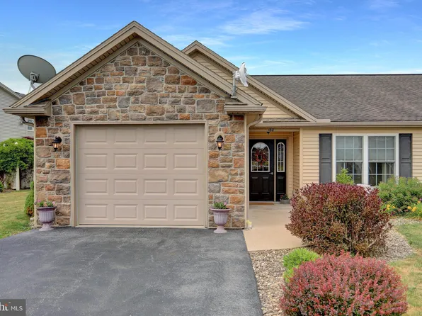 160 Ginger Field Dr, Mifflintown, PA 17059