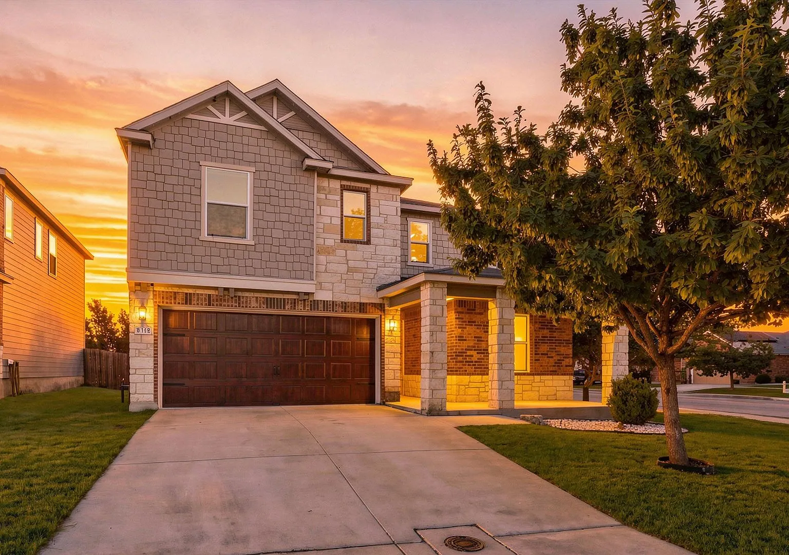 Spacious 4-Bedroom Home with Downstairs Guest Suite & Backyard Gazebo — Photo 1