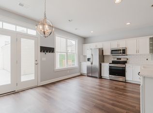 53 8th Ave, Bluffton, SC 29910