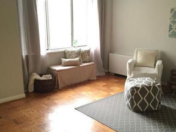 2nd image of 6641 Wakefield Dr APT 320