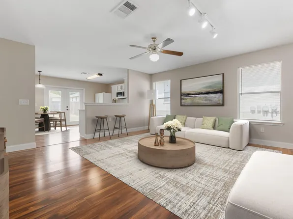 5220 Hutchinson Dr, Austin, TX 78723