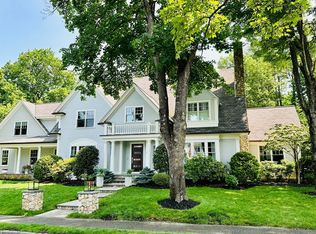 15 Essex Rd, Wellesley, MA 02481