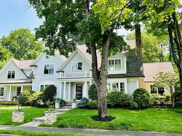 15 Essex Rd, Wellesley, MA 02481