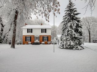 3760 Togo Rd, Wayzata, MN 55391