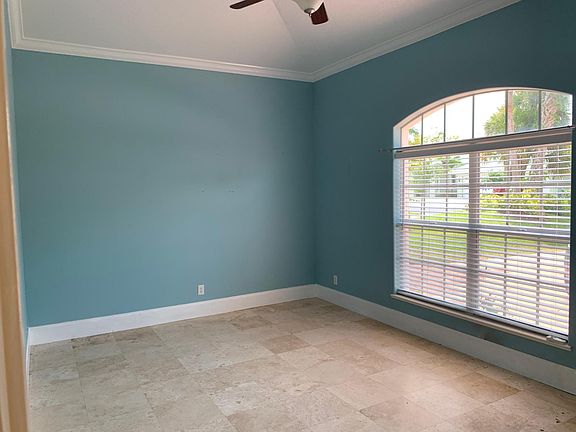 3rd image of 2200 E Beachside Ln