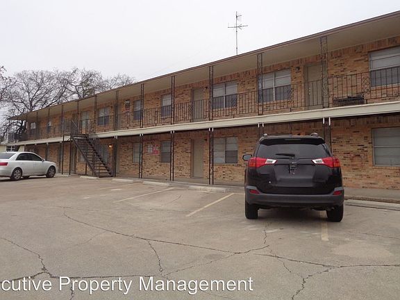 2nd image of 1206 Urbantke Ct APT E