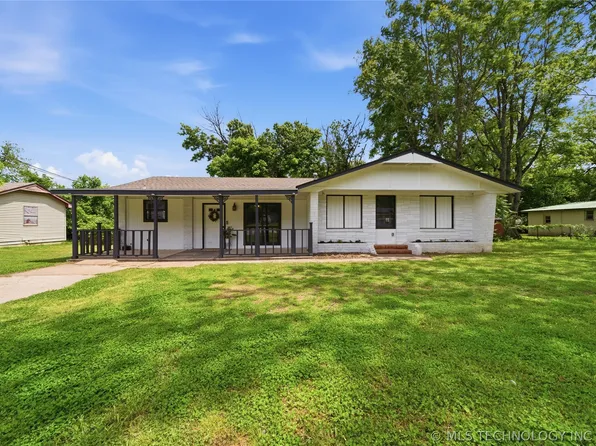 515 N 14th St, Collinsville, OK 74021
