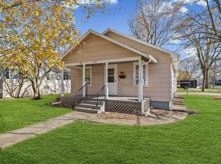 419 S Hamilton St, Monticello, IL 61856