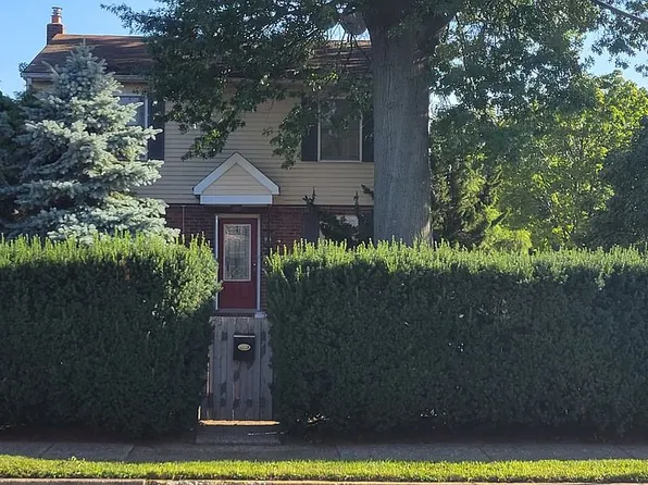 384 Main Ave, Wallington, NJ 07057