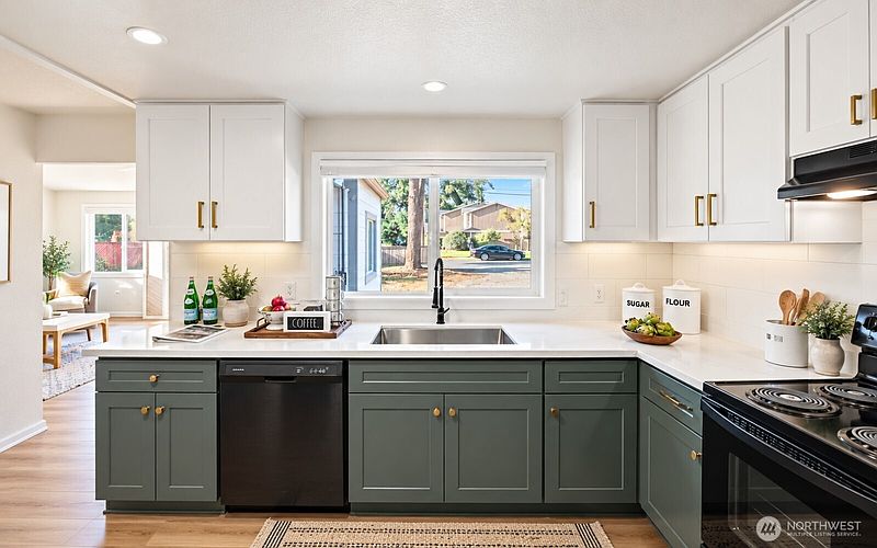 5th image of 6148 88th Street SW