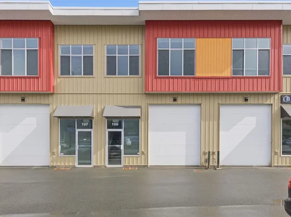 2785 Leigh Rd #109, Langford, BC V9B 4G3