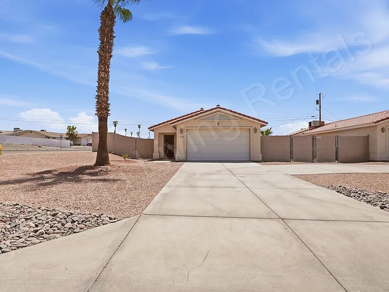 3330 Tomahawk Dr — Photo 2