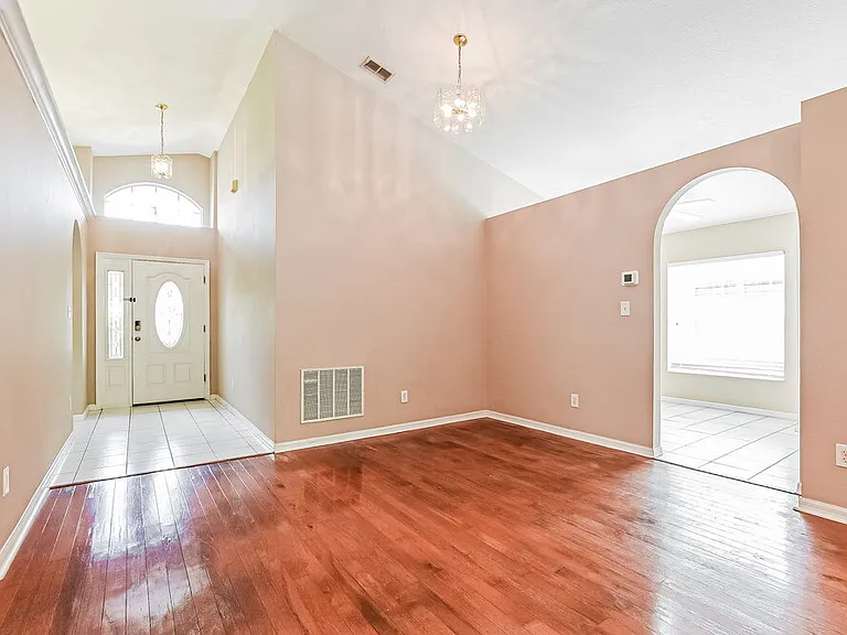 10129 Dean Point Pl — Photo 5