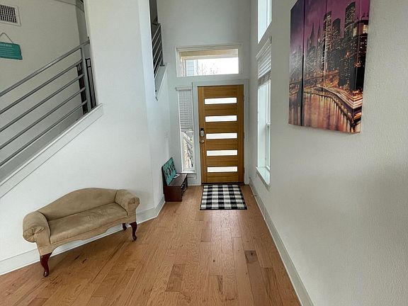 5th image of 1505 Casa Dr