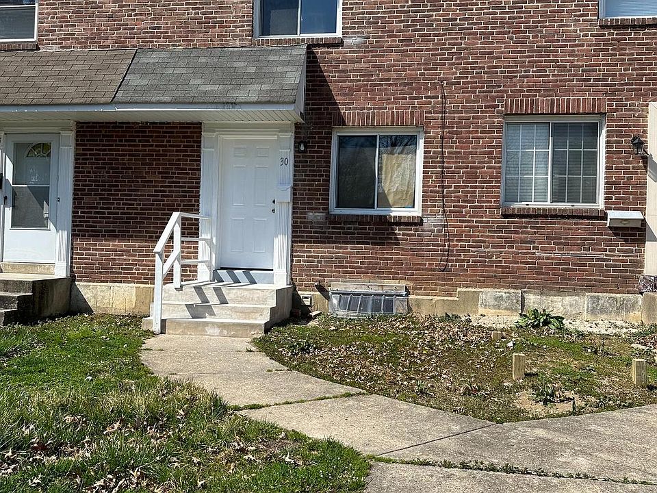 1st image of 30 Madison Dr